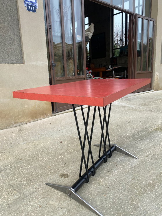 Image 1 of Jean Prouvé Ein Tisch vom Erfrischungsstand des Dancourt-les-Conflans Aero Club 1938