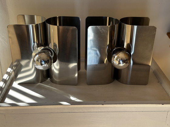 Image 1 of Paire d’appliques Harvey Guzzini Italie - Metal Chromé - Space Age années 70