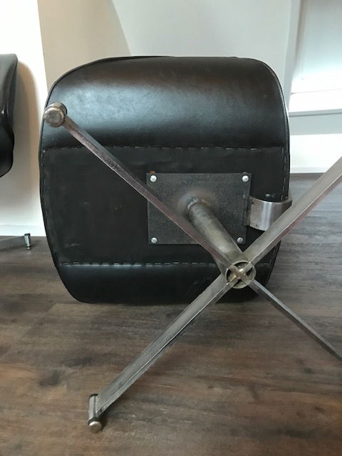 Image 1 of 3x Artifort armchair