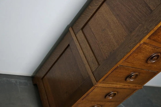 Image 1 of Mobiletto per medicinali in quercia inglese, anni '30