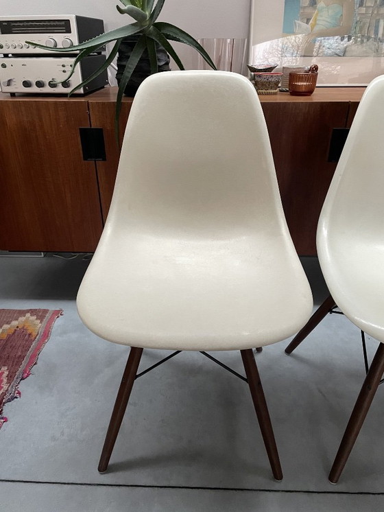 Image 1 of Ensemble de 4 fauteuils Eames DSW originaux - Herman Miller