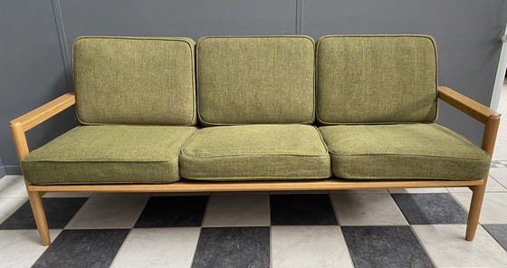 Image 1 of divano a 3 posti in tessuto verde e legno 1960