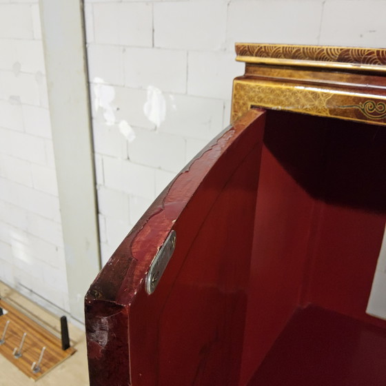 Image 1 of Mobile cinese d'epoca rosso e oro / scena tradizionale / signore in giardino cinese (mobile bohémien, mobile orientale)