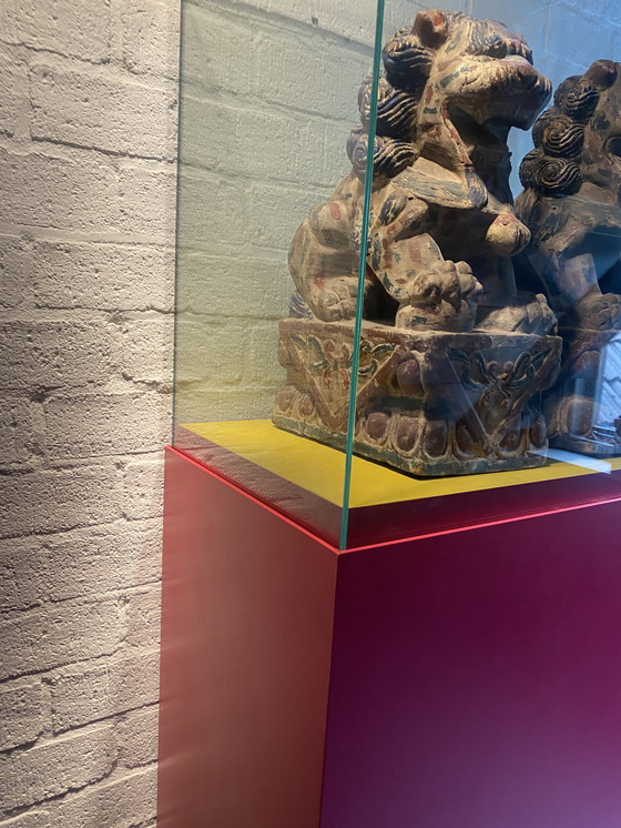 Image 1 of Custom made very solid display case