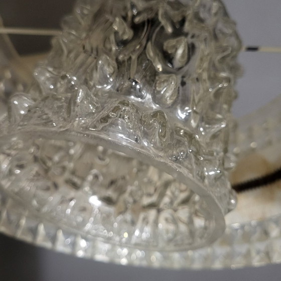 Image 1 of Lampada a sospensione in plexiglas e vetro, ricamo vintage anni Settanta, 1960-70