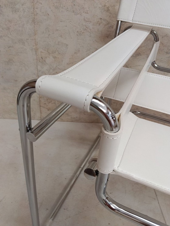 KNOLL Studio Poltrona WASSILY B3 NUOVA, in Cuoio Bianco – Poltrone, Leather (photo 63 of 83)