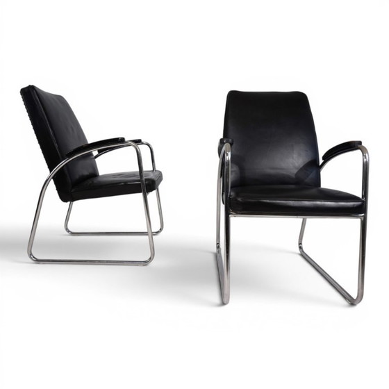 Image 1 of Set van 2 Bauhaus Streamline leren fauteuils met buisvormig stalen frame, 1930