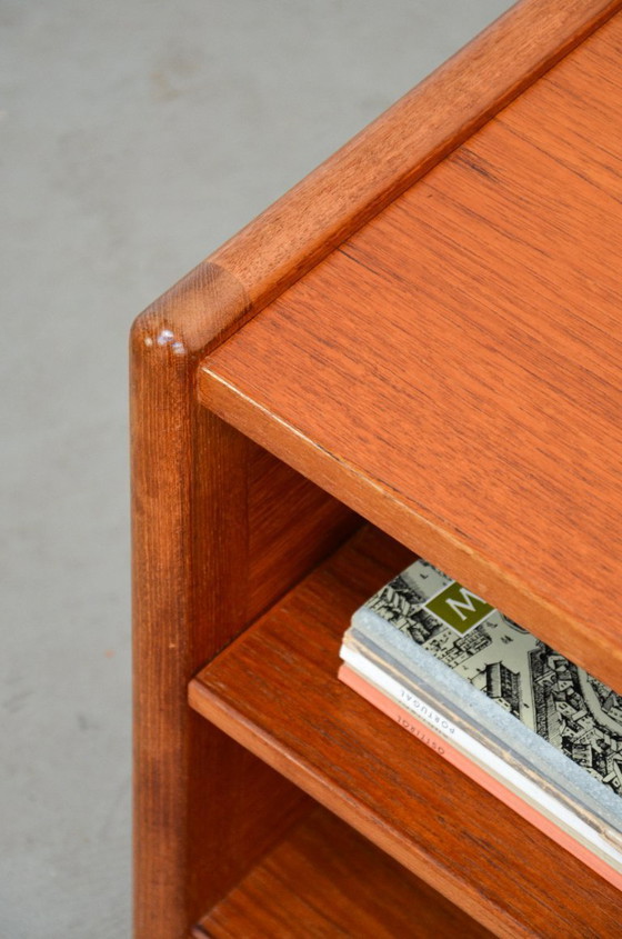 Image 1 of Tavolino audio vintage in teak, tavolino HiFi, tavolino laterale con ruote, anni '70