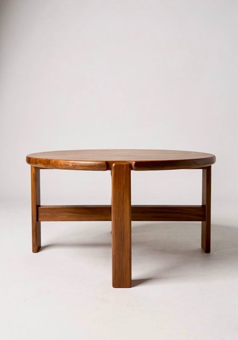Vintage round coffee table - Niels Bach - 1970s | €980 | Whoppah Vintage round coffee table - Niels Bach - 1970s | €980 | Whoppah