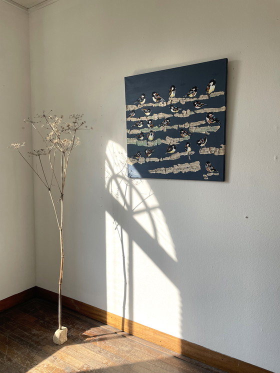 Image 1 of Pintando tetas de cabeza negra