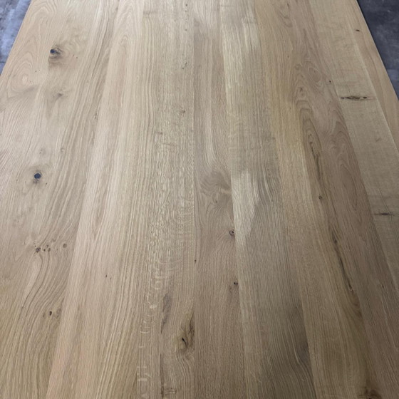 Image 1 of Table talk Oxxi