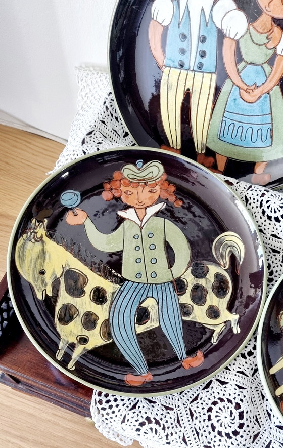 Image 1 of Vintage Swiss Arnold Zanher Ceramic Plate Set of 4