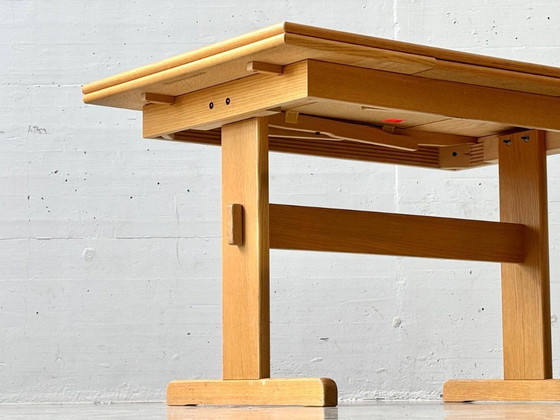 Image 1 of Scandinavian-style oak dining table with extendable ends, 1970s