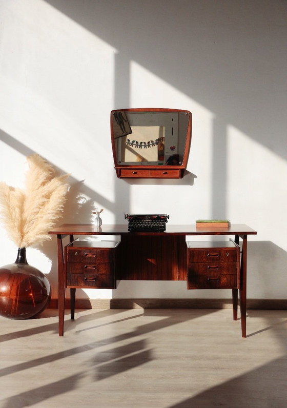 Image 1 of Escritorio Gunner Nielsen de palisandro para Tibergaard (1960)