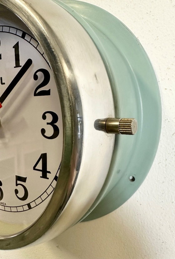 Image 1 of Orologio da parete vintage blu Hanil, anni '80