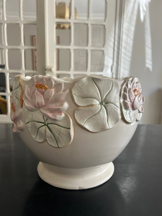 Image 1 of grande fioriera vintage