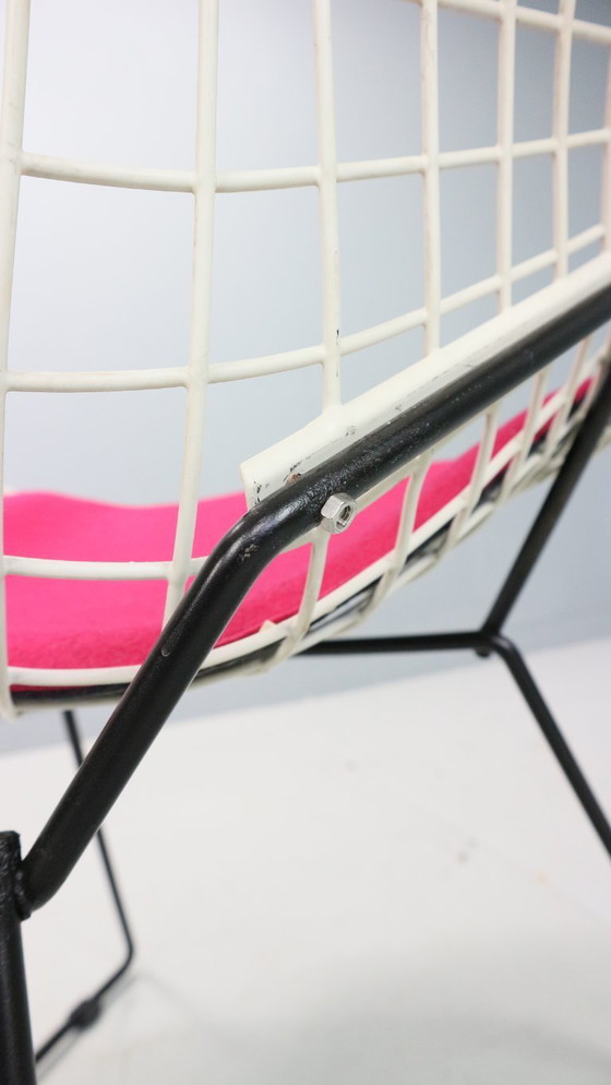 Image 1 of Silla Diamond de Harry Bertoia en metal blanco y negro y nuevos asientos años 60