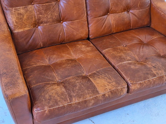 Mid Century Patchwork Tufted Patiniertes Ledersofa, 1960er Jahre – 2 Sitzer Sofas (photo 5 of 6)