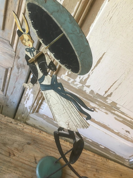 Donna con ombrello in metallo, pendolo – Oggetti decorativi, Vintage (photo 12 of 13)