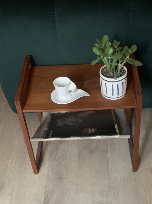 Zeitschriftenständer/Beistelltisch aus Teakholz und Alcantara von Kai Kristiansen, 1960 – bijzettafels, Wood (photo 2 of 7)