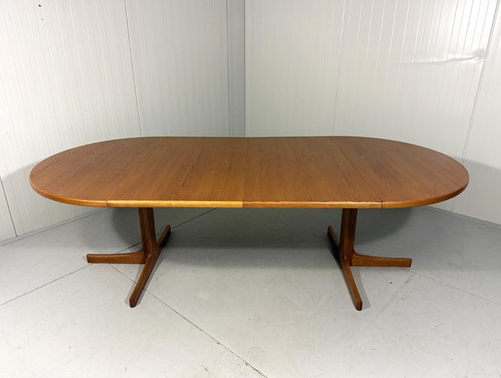 Image 1 of K.E. Ekselius large extendable oak dining table J.O. Carlsson Sweden