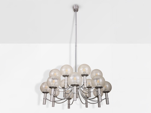 Paar unieke Veronese kroonluchters 65 inch staal Murano glas 1970