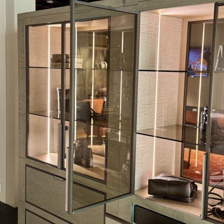 cupboard Oli – Giorgetti, vitrinekasten (photo 2 of 11)