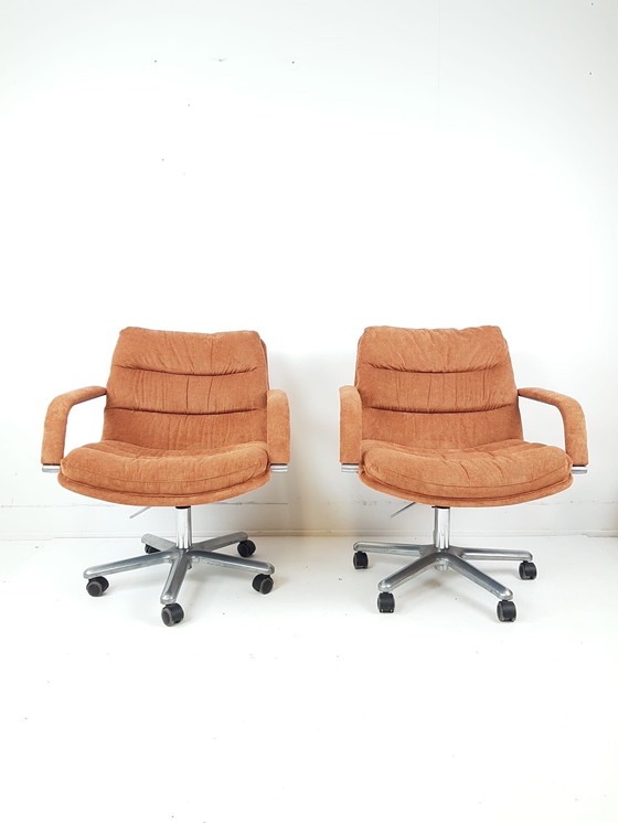 Image 1 of Deux chaises de bureau Artifort vintage | Chaise de bureau G. Harcourt