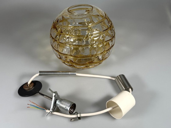 Lampada a sospensione Globe degli anni '60/'70 di Doria Leuchten, Germania. – Lampade a sospensione, Metal (photo 10 of 13)