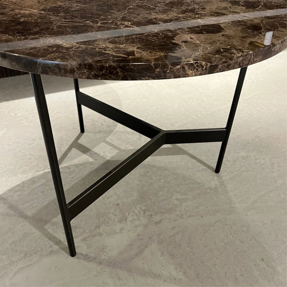 Image 1 of Leolux Tampa Round coffee table