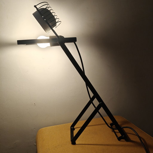 Artemide Sintesi Tavolo Table Lamp by Ernesto Gismondi – Italian Design Icon