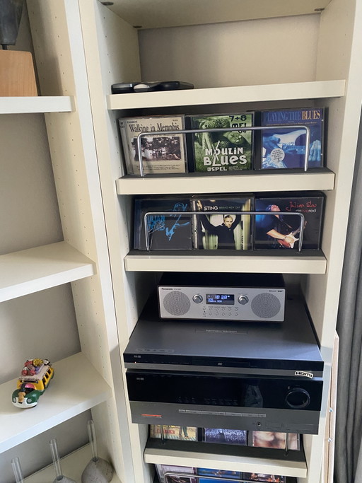 Boeken /audio / tv meubel van Paschenm