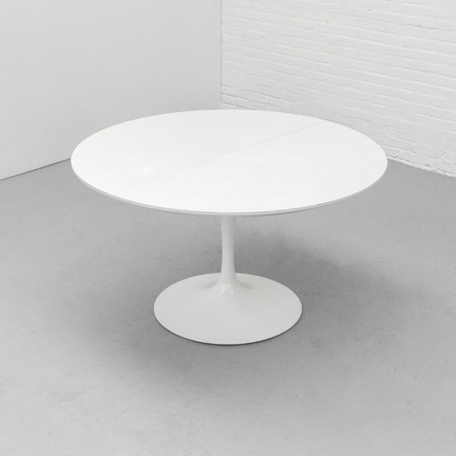 Knoll Tulip Extendable Dining Table Eero Saarinen, 1980