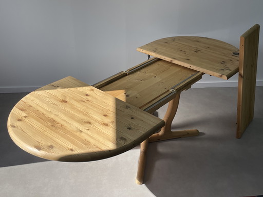 Extendable Scandinavian table in the style of Rainer Daumiller, Dyrlund, 1980s