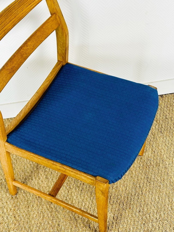 Image 1 of Set di 6 sedie da pranzo vintage in rovere e tessuto blu, 1960