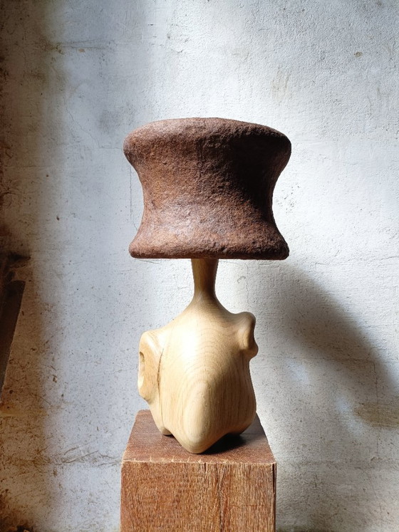 Designerlampe aus massiver Eiche und Pappmaché – Renat Shuteev, Tischlampen, Wood (photo 6 of 11)