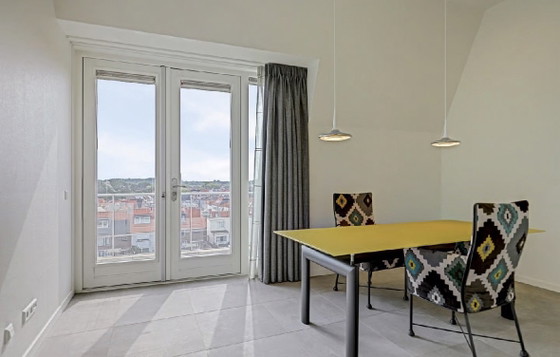 Cassina LC6 Esstisch, Esstische, Glas, Metall, Schwarz (Foto 5 von 5)