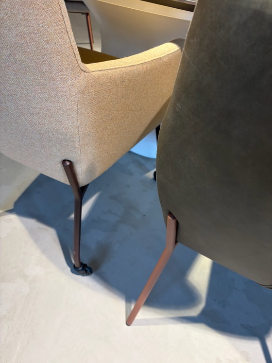 Set von 6 Dreto Melchior Interieur Esszimmerstühlen – Leder, Stoff, Modern (photo 4 of 8)