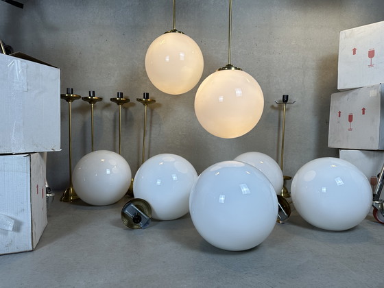 Image 1 of Lampade a sospensione Art Déco XL - Opalino e ottone