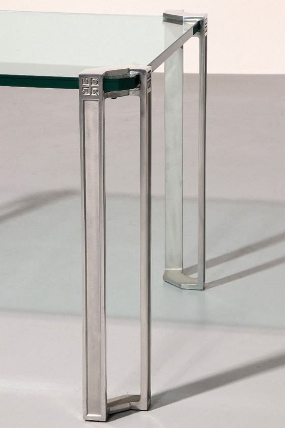 Image 1 of I tavoli T24 di Peter Ghyczy sono un set di due pezzi degli anni Settanta.