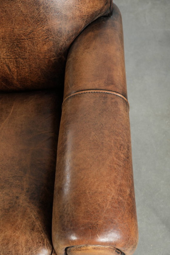 Image 1 of 2 comode poltrone in pelle di pecora dal design Art Déco