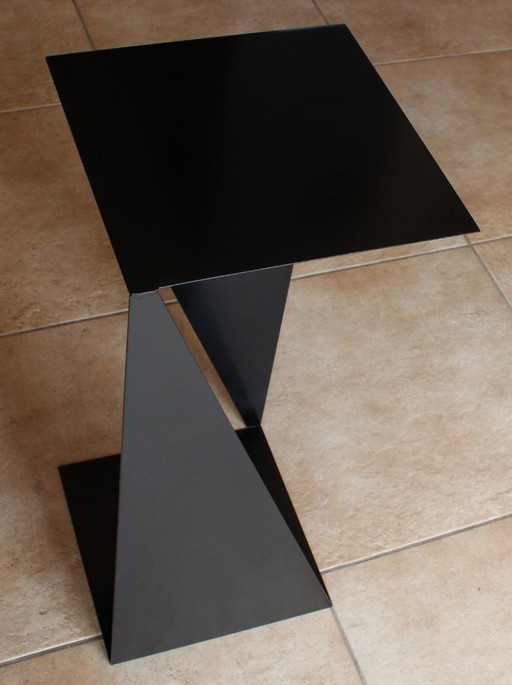 pedestal de acero para esculturas