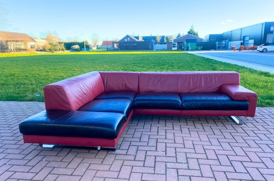 Image 1 of Divano angolare Montel in vera pelle rossa e nera