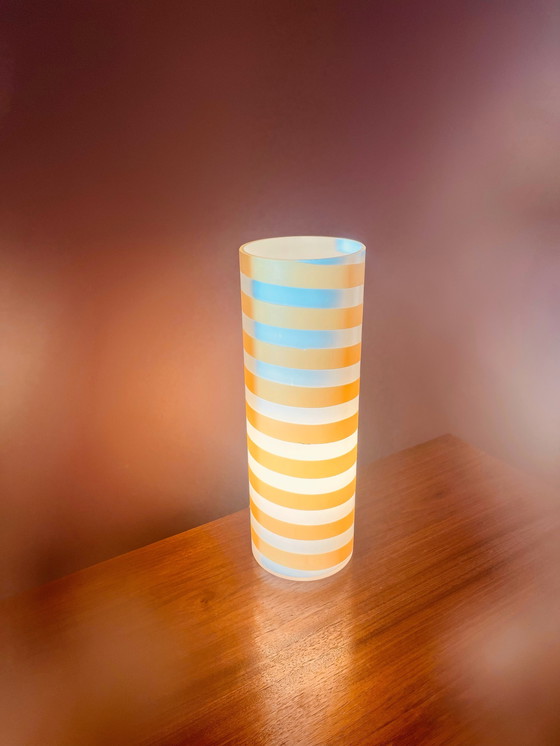 Image 1 of Deutsche Yvolux Opaline Tischlampe