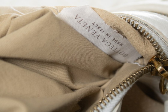 Bottega Veneta, Bolso Hobo Intrecciato en Blanco – Bolsos de hombro, Lambskin (photo 7 of 17)