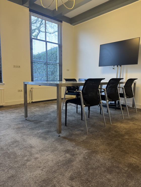 Image 1 of bureau design