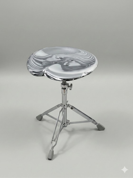 Image 1 of Taburete de diseño BEAT de Yasuaki Sasamoto para Dulton - cromado