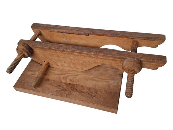 Image 1 of Soporte para jamón de madera maciza – Artesanía tradicional