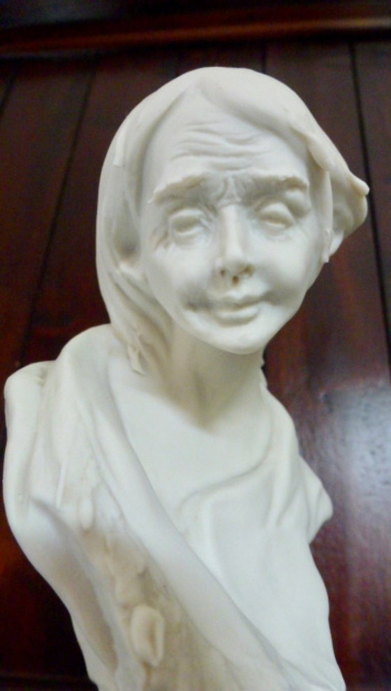 Image 1 of Capodimonte, 2x Nico Venzo Busts - Bisque porcelain.