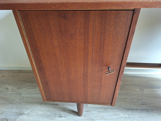 Image 1 of Schöner dänischer Schreibtisch